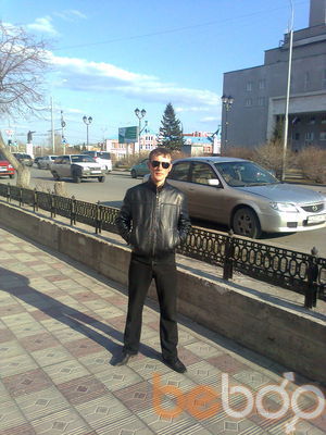  ,   Lion, 37 ,     , c 