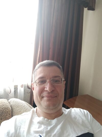  ,   Valeri, 51 ,   ,   