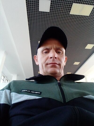  ,   Maksim, 43 ,   ,   , c 