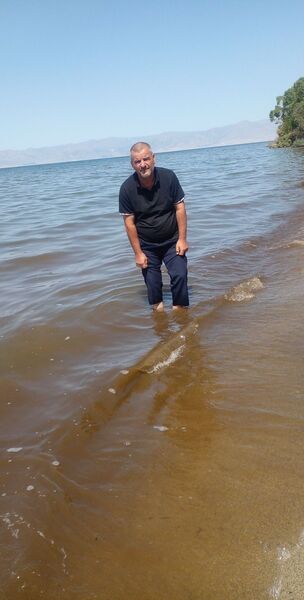  ,   Vahan, 56 ,   ,   