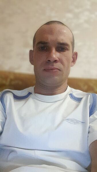  ,   Ruslan, 37 ,   ,   