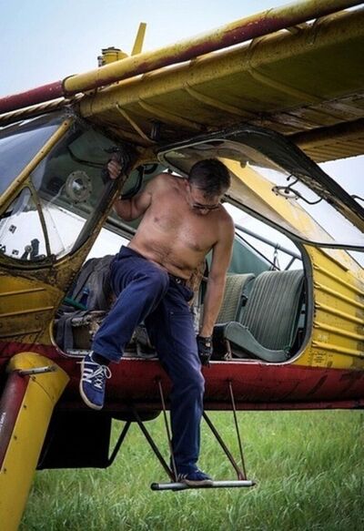  ,   Vadim, 48 ,   ,   