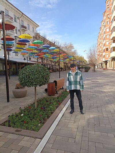 ,   Shokhrukh, 33 ,   ,   