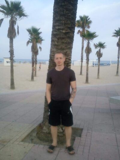  London Colney,   Evaldas, 44 ,   