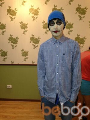  ,   Eldar, 32 ,   