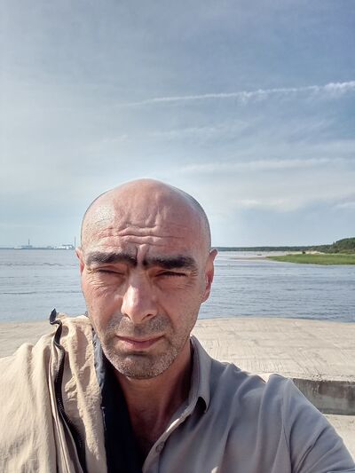  ,   Boris, 43 ,   ,   , c 