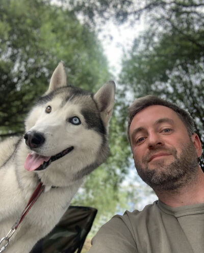  Barcelona,   Pavel, 41 ,     , c 