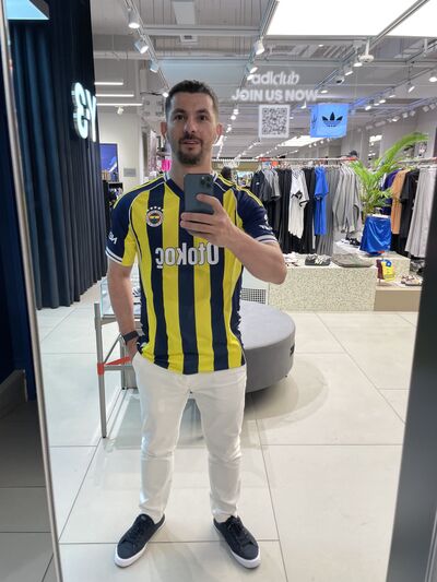  ,   Serkan, 42 ,   ,   , c 