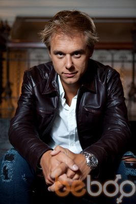  3255255  MaXim, 33 ,    