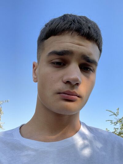  ,   Nikolai, 22 ,   ,   