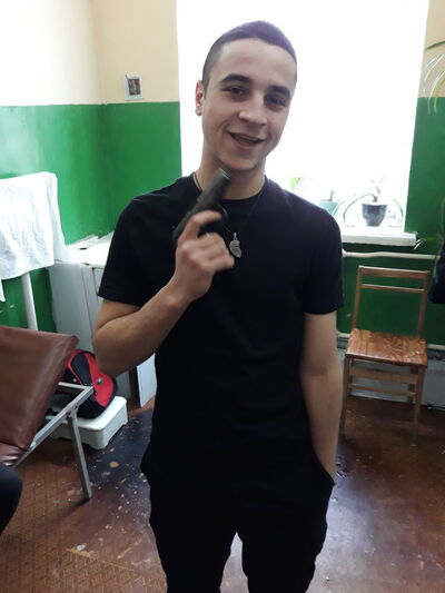  ,   Victor, 28 ,   ,   , c 