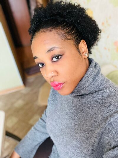  ,   Elsa, 32 ,   ,   , c 