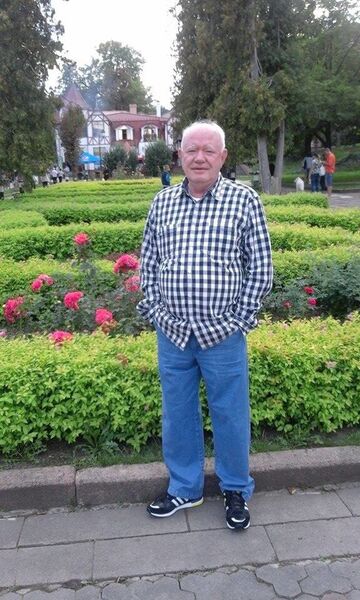  Holon,   , 70 ,  