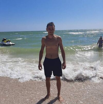  ,   Aleksandr, 40 ,   ,   , c 