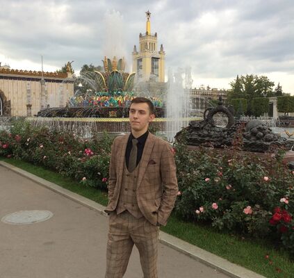  ,   Mikhail, 25 ,   ,   