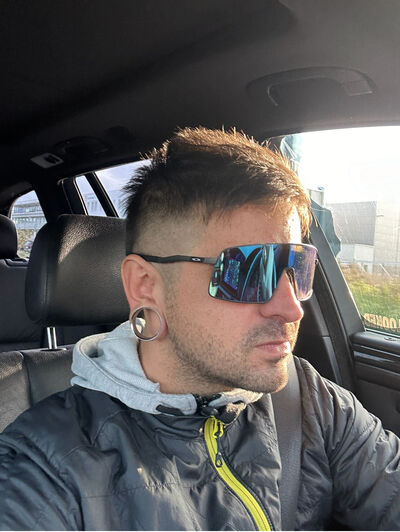  ,   Dimitri, 34 ,   