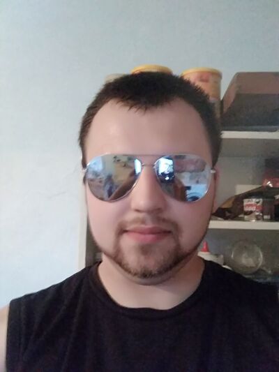  ,   Slavik, 32 ,   ,   , c , 