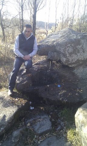  ,   Taron, 61 ,   