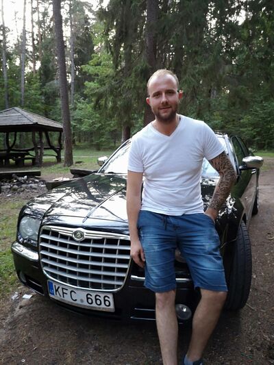  ,   Pavel, 32 ,   ,   , c 