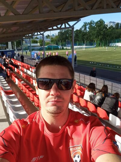  ,   Evgeny, 37 ,   c 