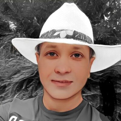  ,   Alex, 41 ,   c 