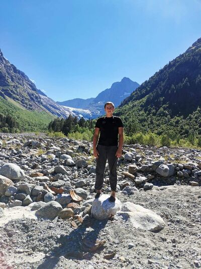  ,   Mikhail, 24 ,   ,   