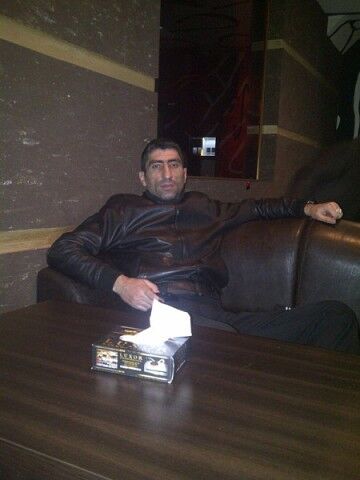  7996335  Moso, 43 ,    