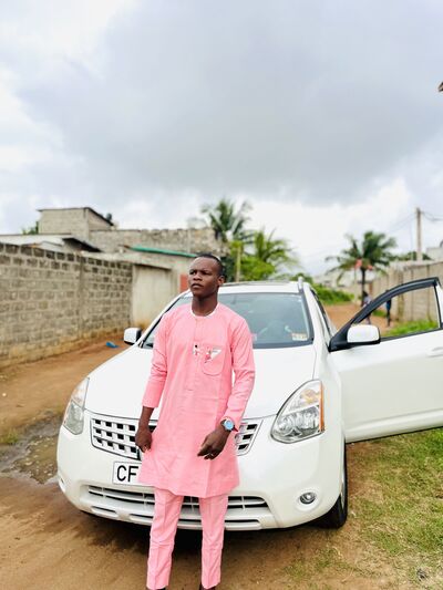 ,   Darius, 24 ,   ,   