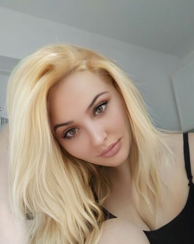  ,   Anna, 32 ,   ,   
