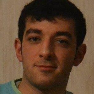  ,   Artur, 40 ,   ,   , c 
