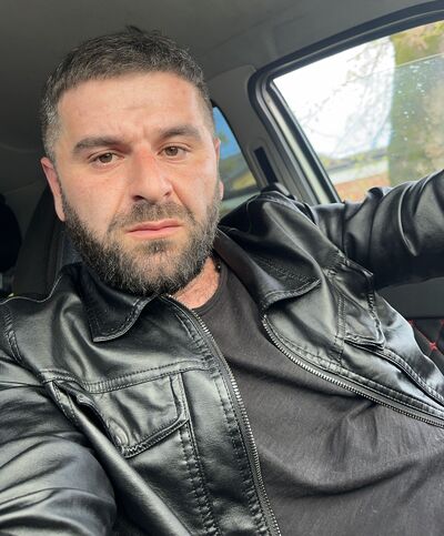  ,   Sergei, 31 ,   ,   
