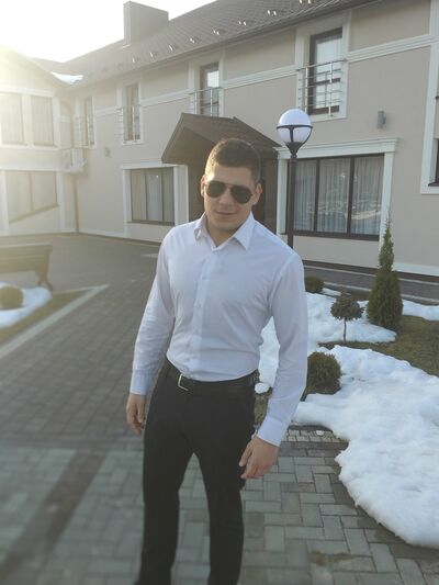  -,   Stavr, 32 ,   