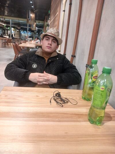  ,   Shohrukh, 19 ,   ,   