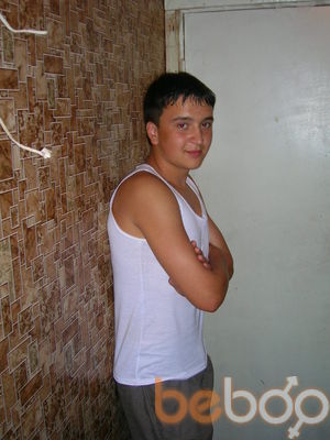  ,   Petia, 34 ,   