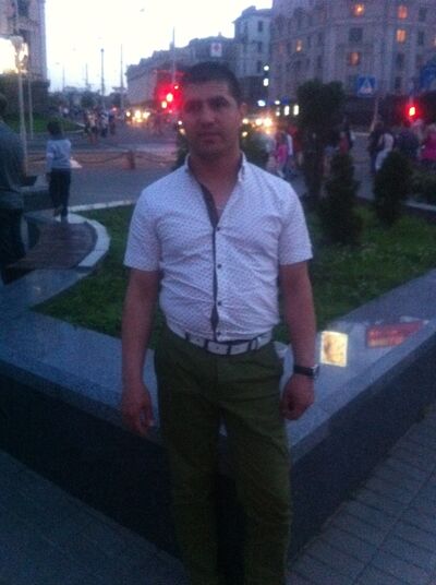  ,   Sasha, 40 ,   
