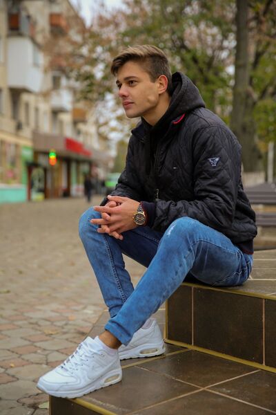  -,   Artiom, 26 ,   ,   