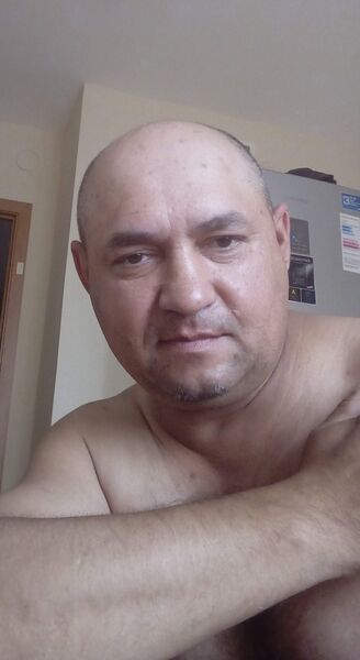  ,   Albert, 49 ,     , c 