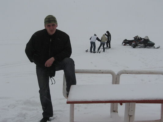  ,   Aleksandr, 44 ,   ,   , c 