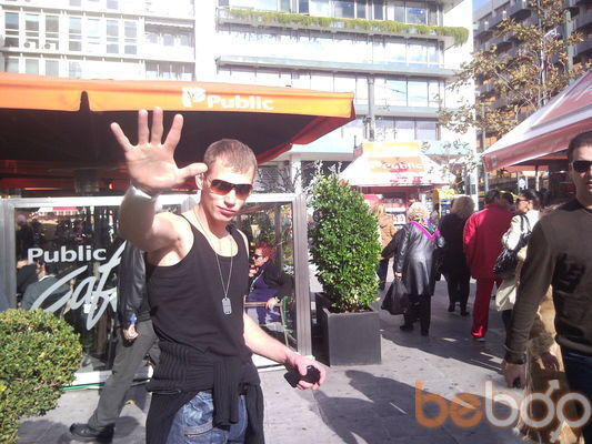  ,   Vassili, 40 ,   