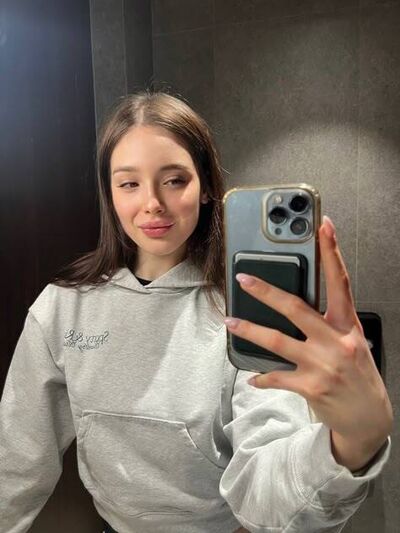   ,   Zarina, 21 ,   ,   