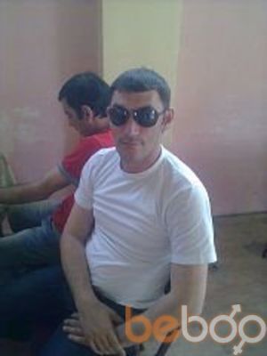  ,   Elnur, 47 ,  
