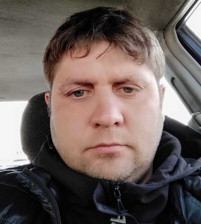  ,   Denis, 43 ,   ,   