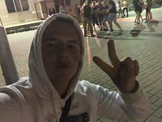  ,   Vityok, 21 ,     , c 