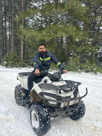  ,   Yasar, 34 ,   ,   