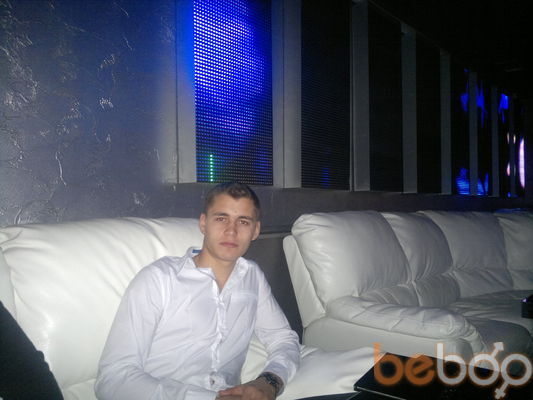  ,   George, 35 ,   , 