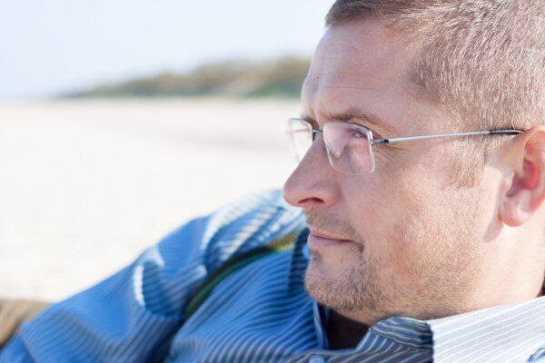  24038975  Alexkarpov, 40 ,    