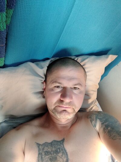  ,   Oleg, 21 ,   ,   