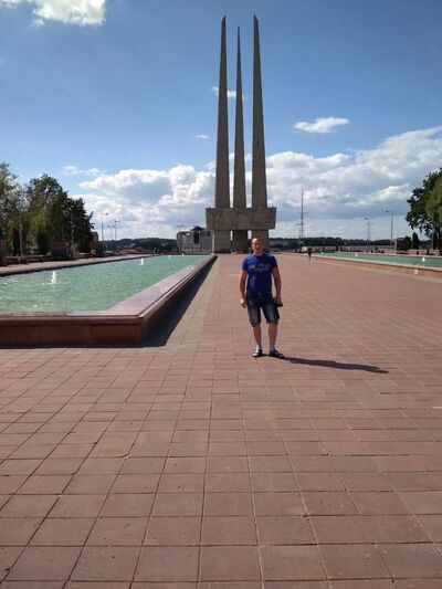  ,   Victor, 44 ,   ,   , c 