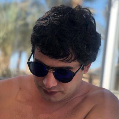  ,   Artur, 35 ,   ,   , c 