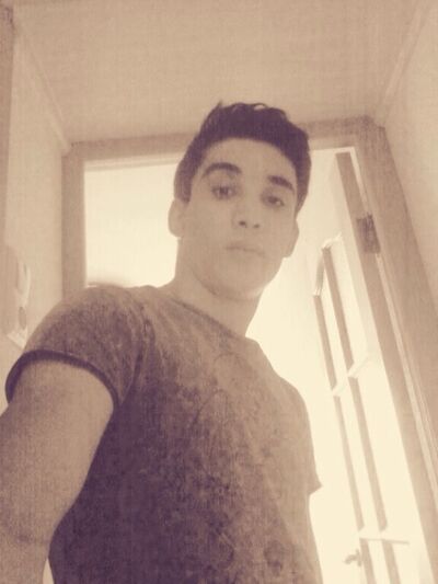  ,   Isroil, 33 ,   ,   